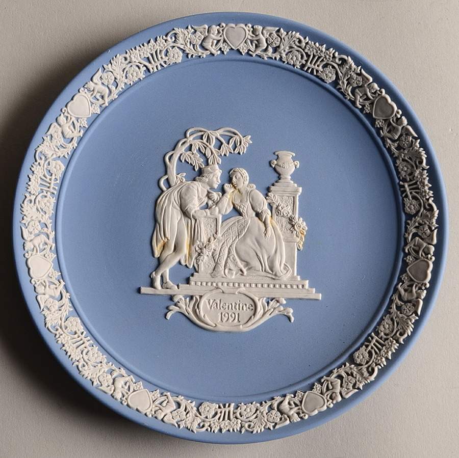 Famous Lovers Romeo And Juliet - With Box by Wedgwood-1