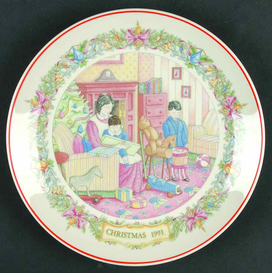 Christmas Traditions Boxing Day-Opening Gifts - Boxed by Wedgwood-1