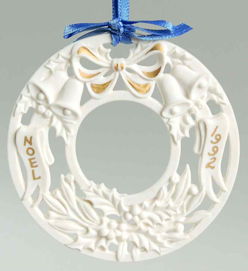 Noel Wreath 1992 - No Box by Wedgwood-1