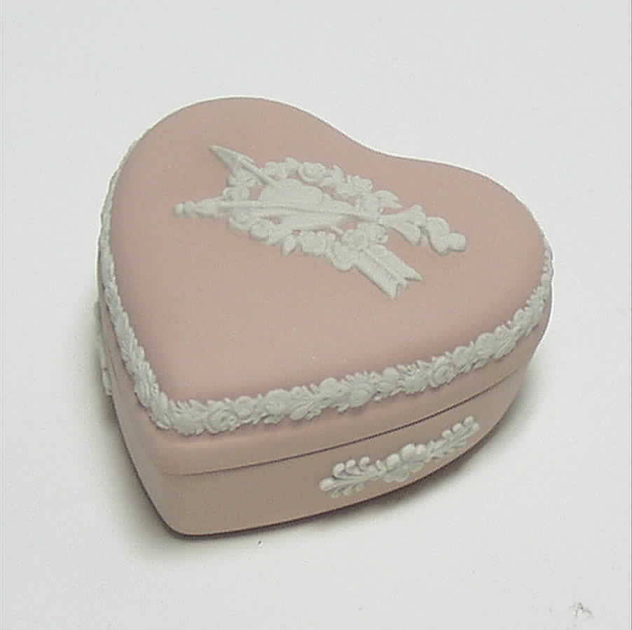Couples Celebration Annual Heart-Box Pink Couples Box - With Box by Wedgwood-1