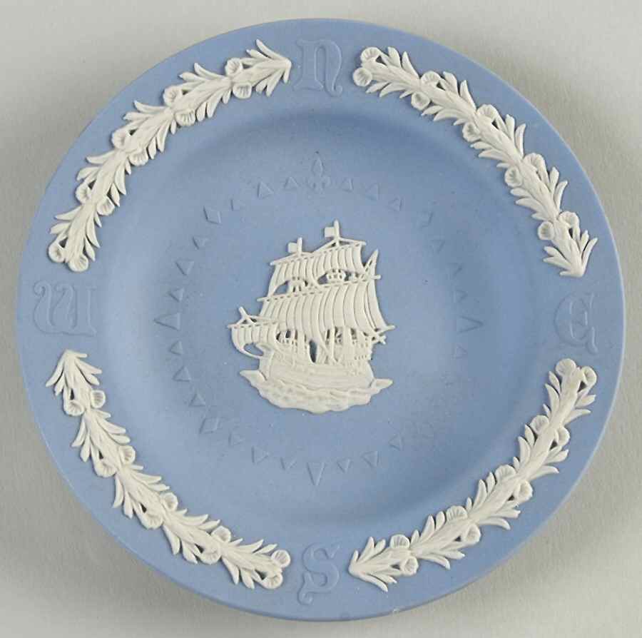 Christopher Columbus Anniversary Plates Santa Maria - No Box by Wedgwood-1