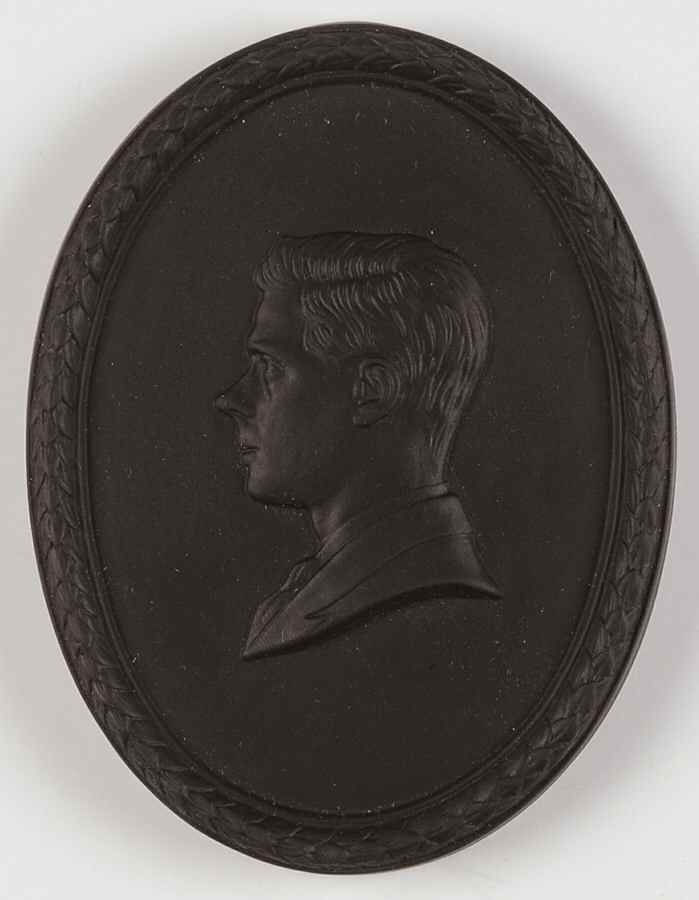 Jasperware Plaque-Personalities Hrh-The Duke Of Windsor-Medallion - No Box by Wedgwood-1