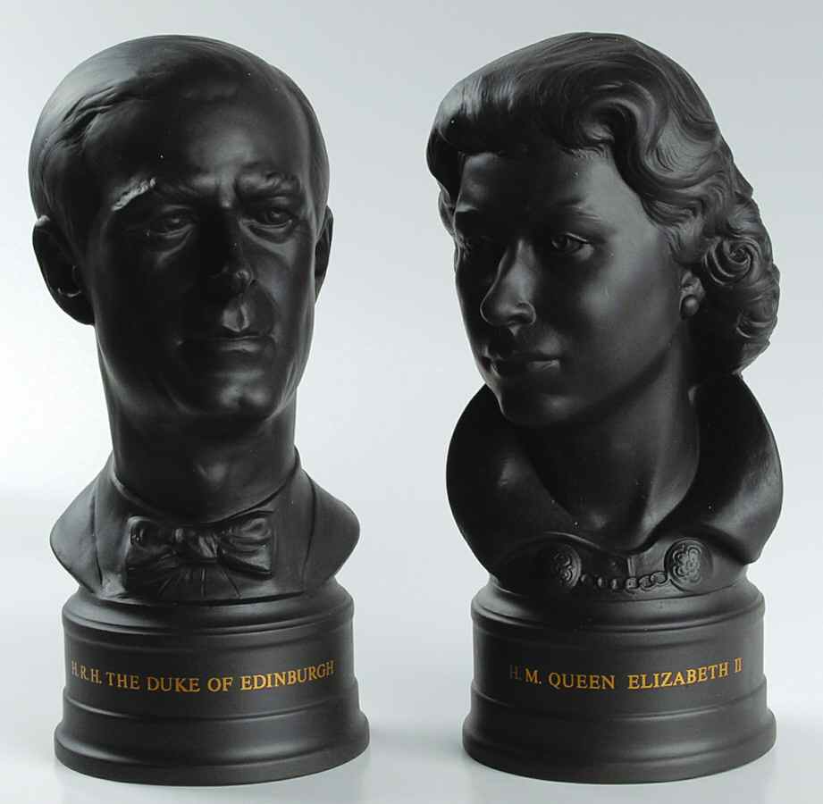 Black Basalt Bust Elizabeth Ii & Duke Of Edinburgh - Boxed by Wedgwood-1