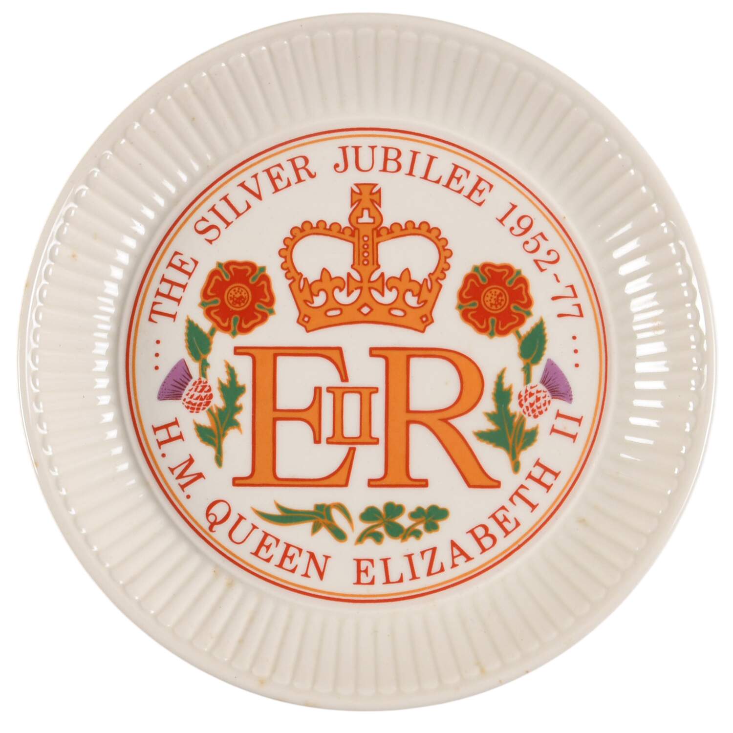 Wedgwood Royal Commemorative Giftware Elizabeth Ii Silver Jubilee Plate - No Box by Wedgwood-1