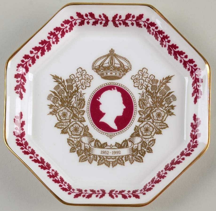 Wedgwood Royal Commemorative Giftware Elizabeth Ii 40th Anniversary Tray - No Box by Wedgwood-1