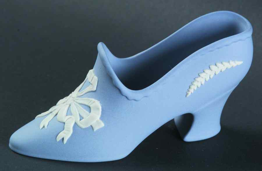 Jasperware Shoe Cream Color On Lavendar - Boxed by Wedgwood-1