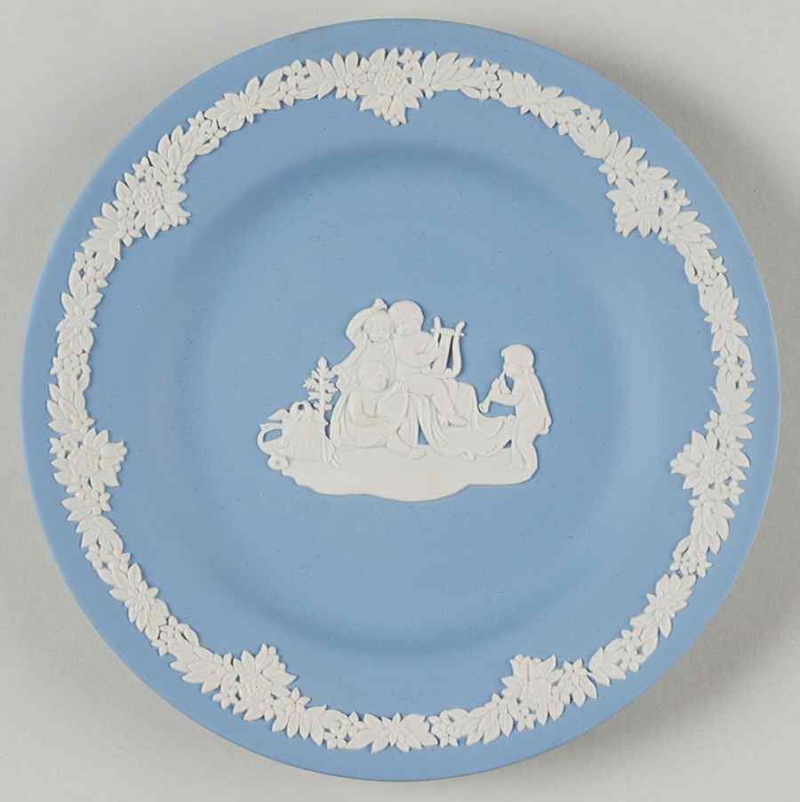 Collectors Society Annual Plate Infant Academy - Boxed by Wedgwood-1
