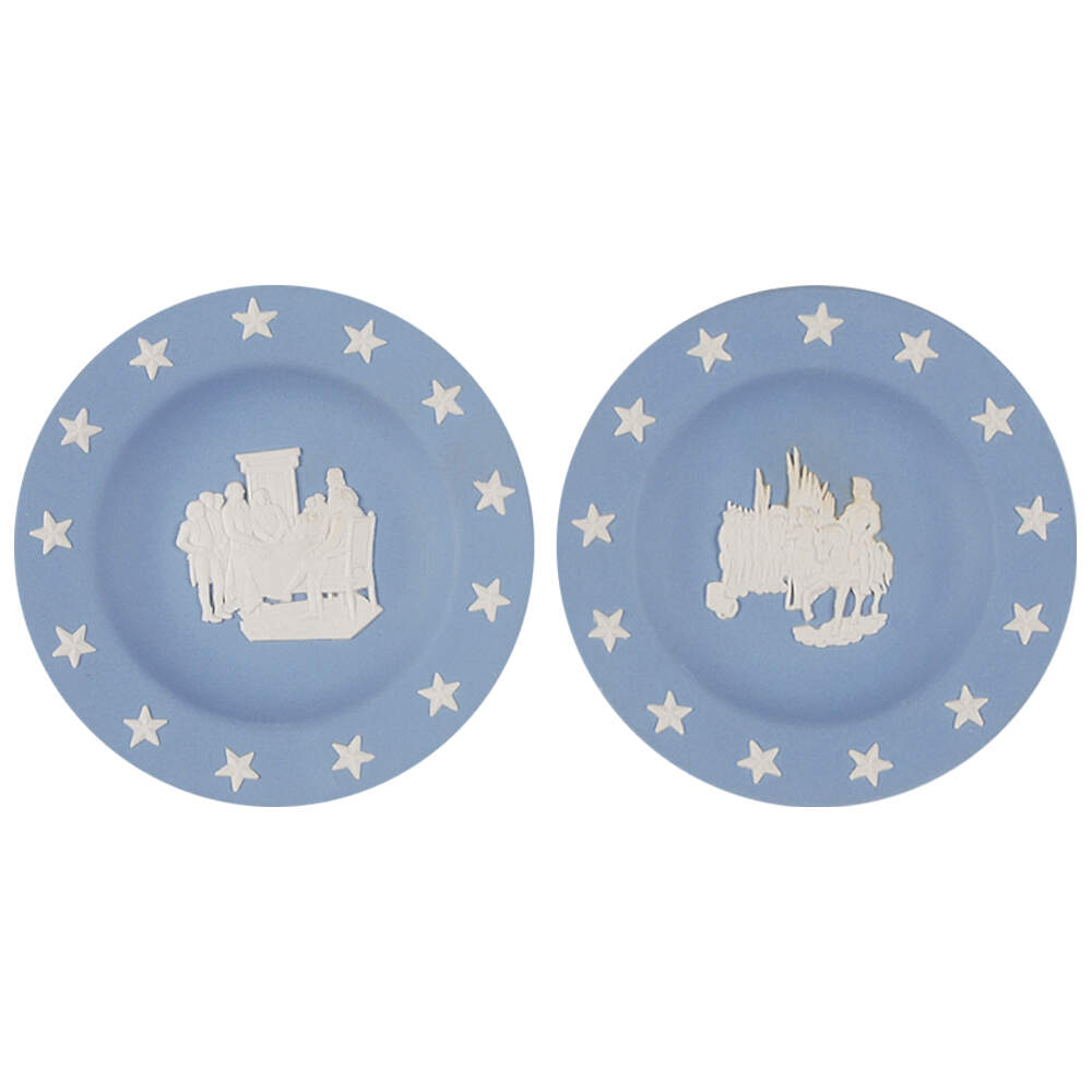 Bicentennial Miniature Plate Yorktown/Declaration Signed - With Box by Wedgwood-1