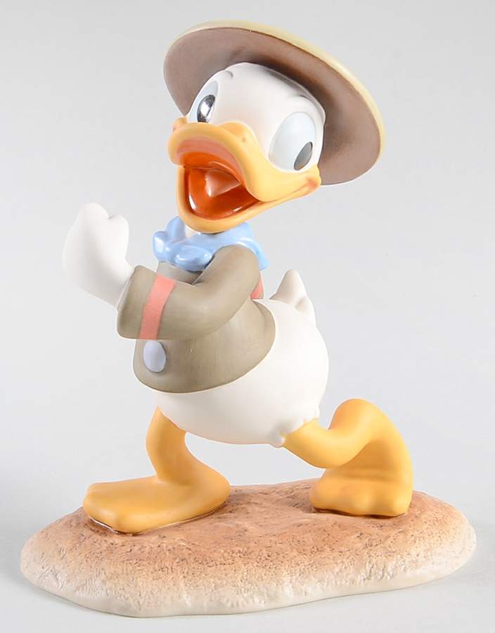 Annual Membership Gifts Happy Camper-Donald Duck - Boxed by Walt Disney Classics-1
