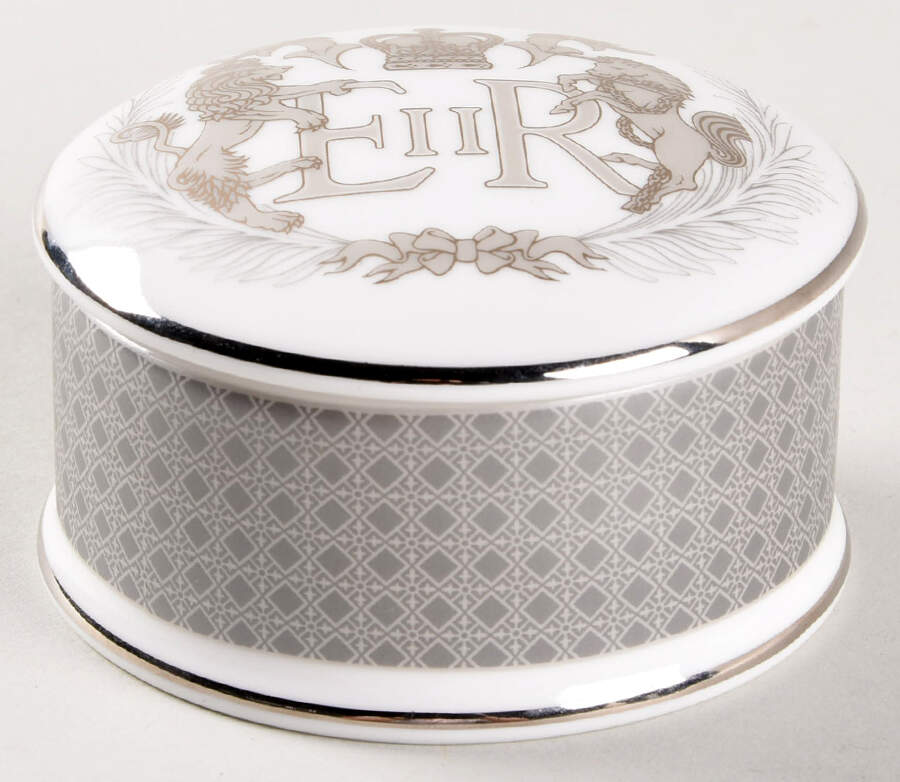 Diamond Jubilee Trinket Box - No Box by Wedgwood-1