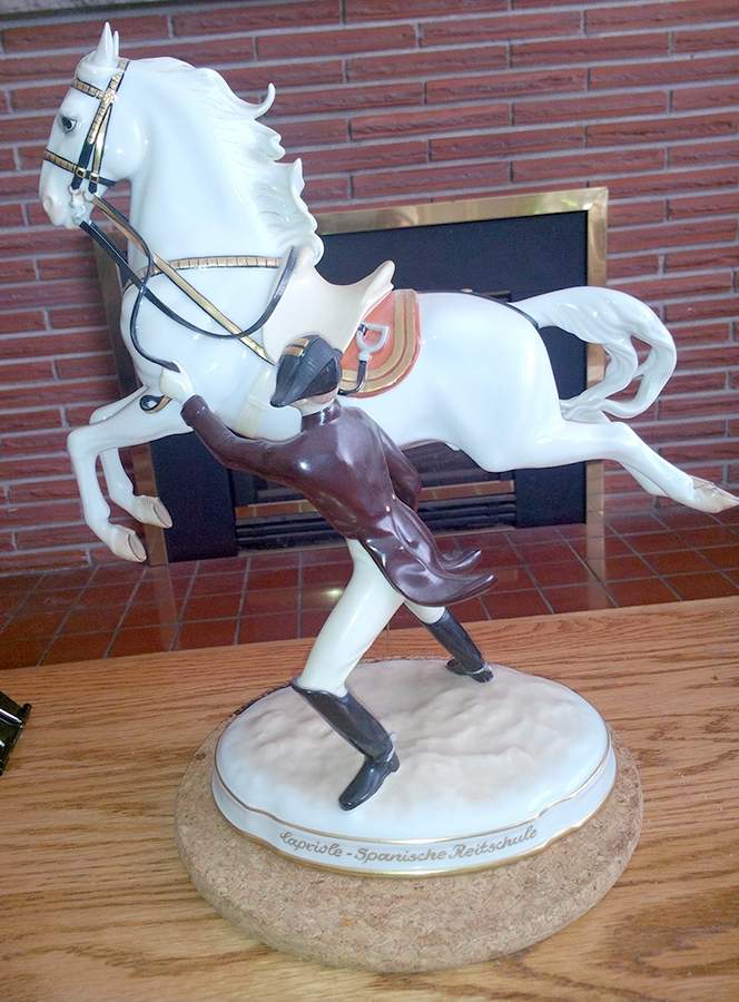 Spanish Riding School Figurines Capriole - No Box by Wiener Porzellan-1