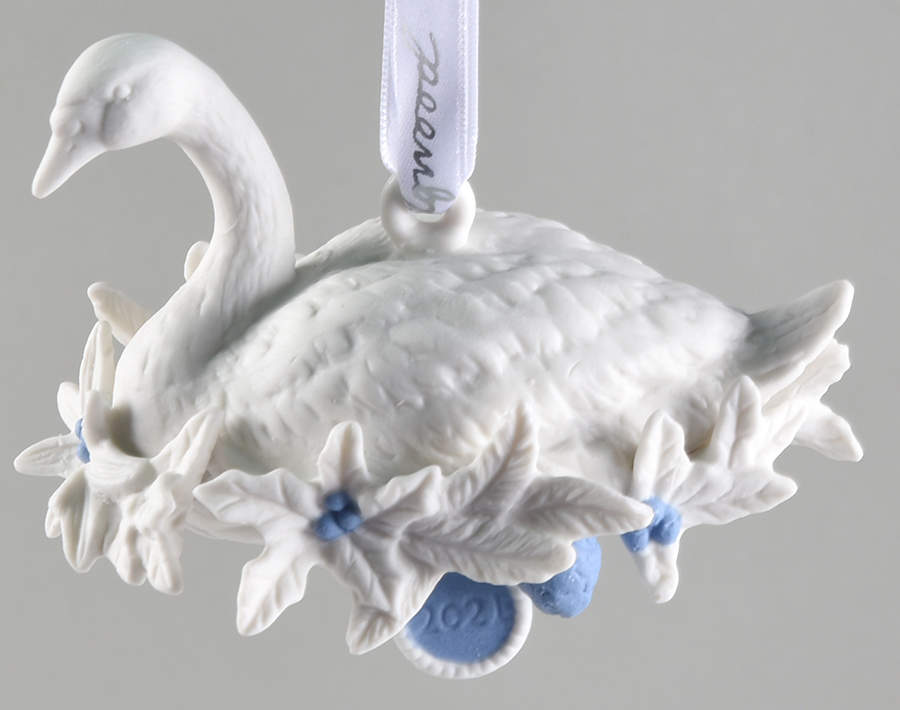 Twelve Days of Christmas Annual Seven Swans A Swimming - Boxed by Wedgwood-1