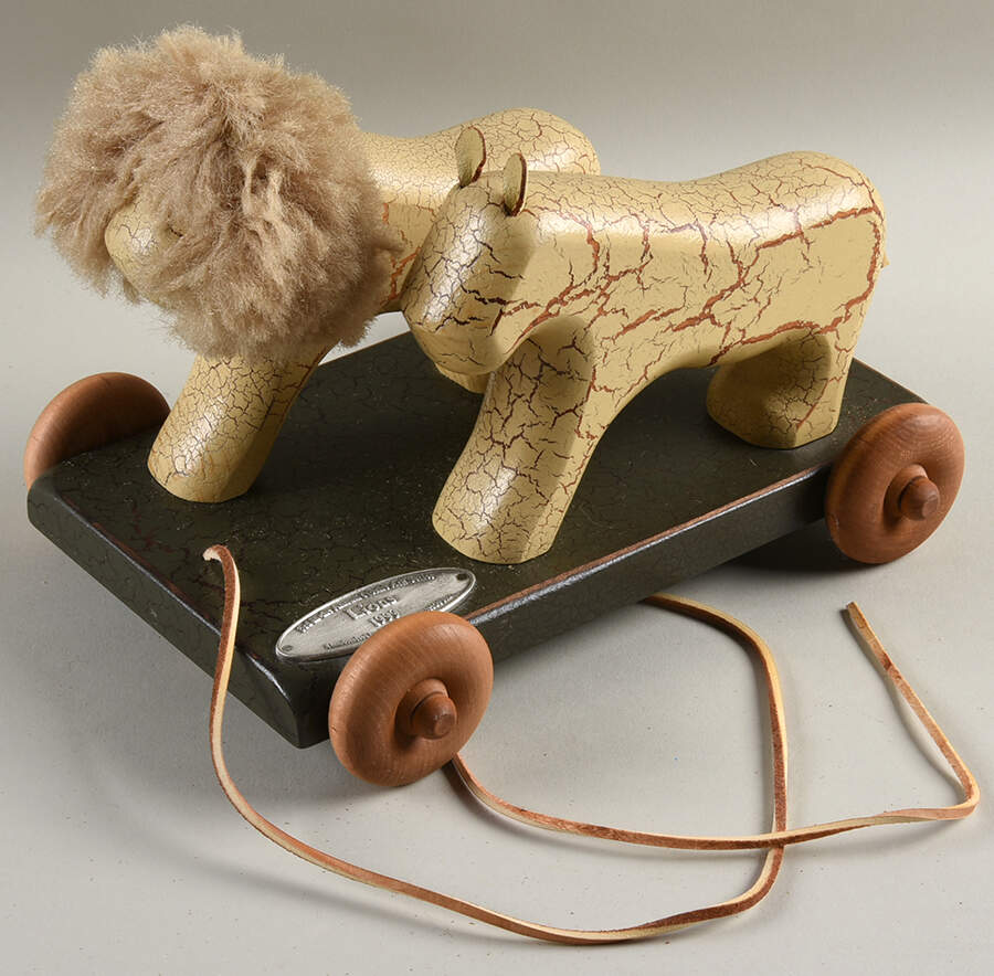 Annual Noah's Ark Pull-Toy Series Lions - No Box by Workshop Gerald Henn-1