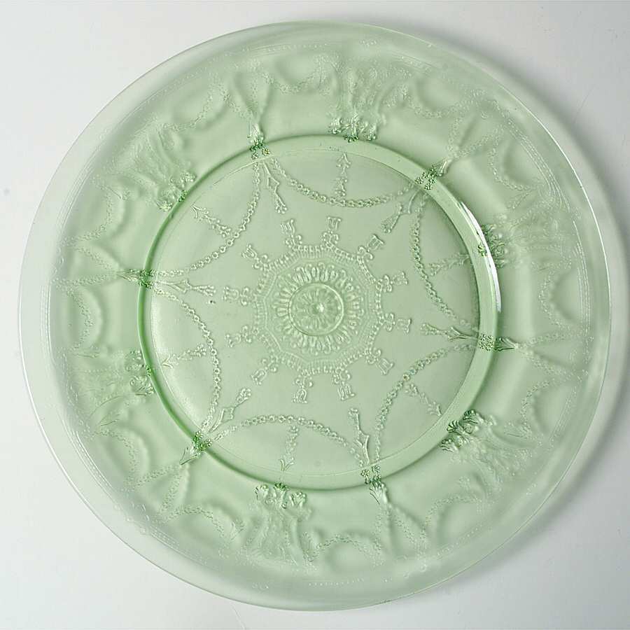 Cameo Green Dinner Plate by Anchor Hocking-1