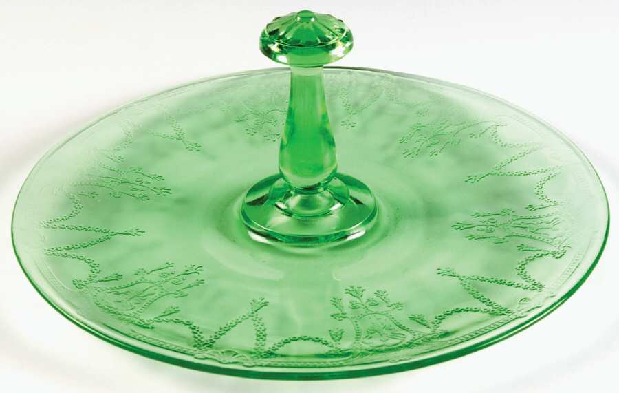 Cameo Green Center Handle Tray by Anchor Hocking-1