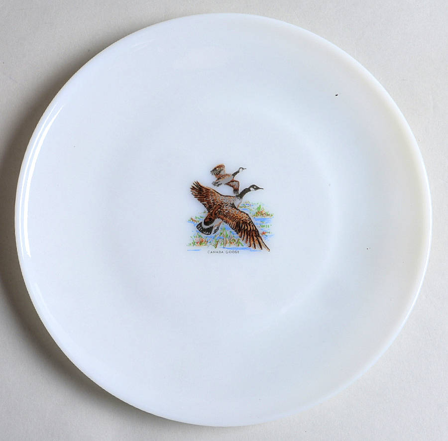 Game Birds Dinner Plate by Anchor Hocking-1