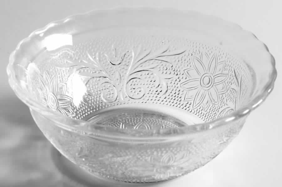 Sandwich Clear Small Scalloped Dessert Bowl by Anchor Hocking-1