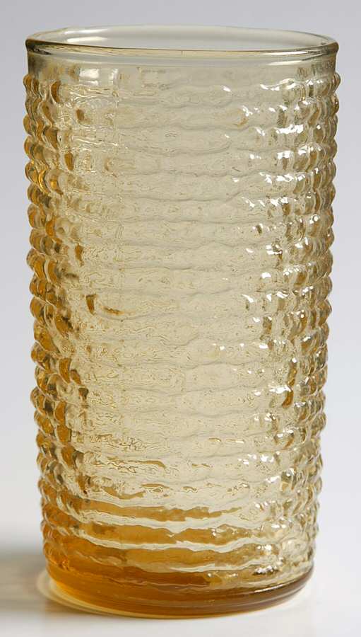 Soreno Gold Flat Iced Tea by Anchor Hocking-1