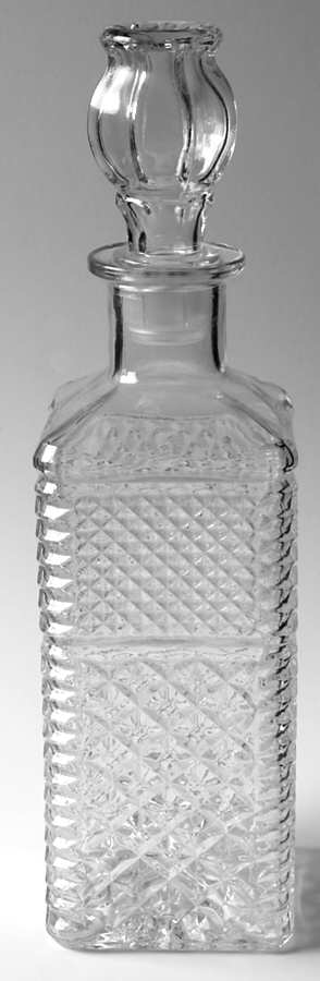 Wexford Square Decanter with Stopper by Anchor Hocking-1