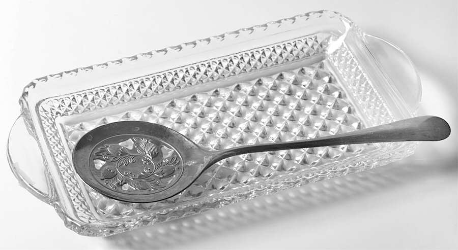 Wexford Cranberry Set (Tray & Spoon/Server) by Anchor Hocking-1