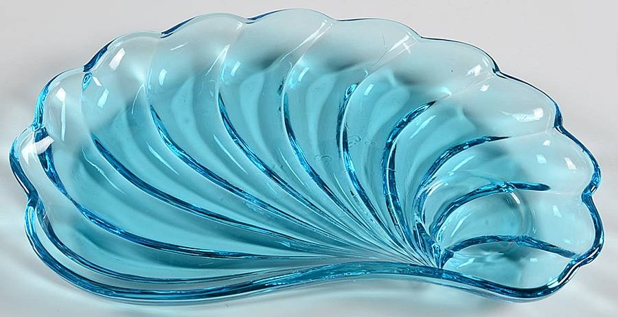 Capri Seashell Snack Plate No Cup by Hazel-Atlas-1