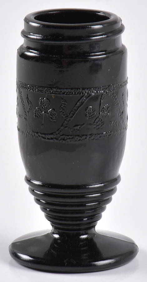 Cloverleaf Black Footed Shaker & Metal Lid by Hazel-Atlas-1