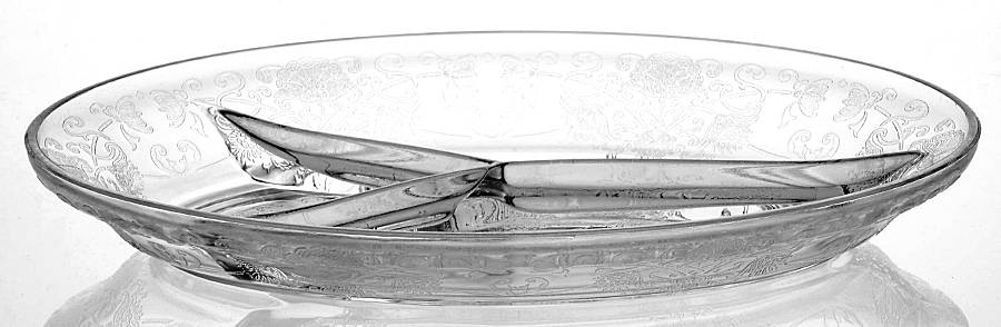 Florentine 2 Clear 10" Oval 3 Part Relish by Hazel-Atlas-1