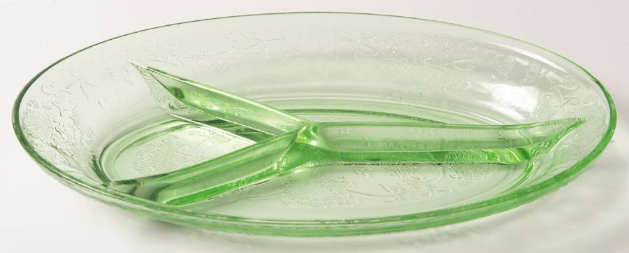 Florentine 2 Green 10" Oval 3 Part Relish by Hazel-Atlas-1