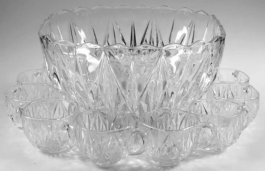 Williamsport Clear (13 Piece) Punch Set (PUN + 12 PCU) by Hazel-Atlas-1