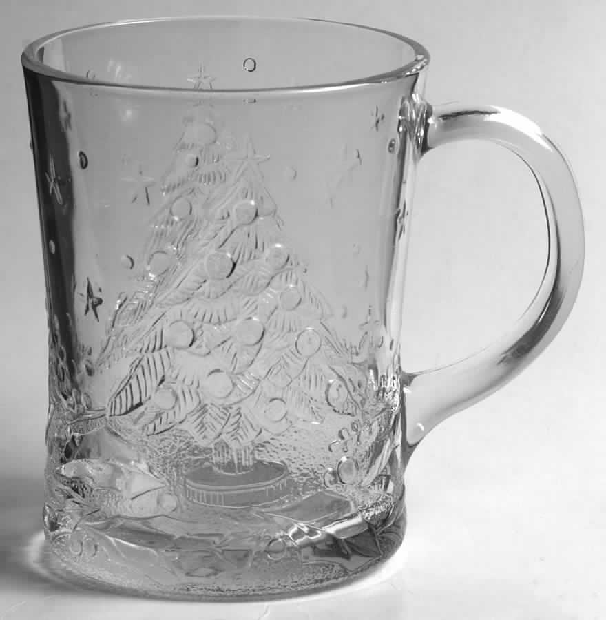 Holly Tree Mug by Arcoroc-1
