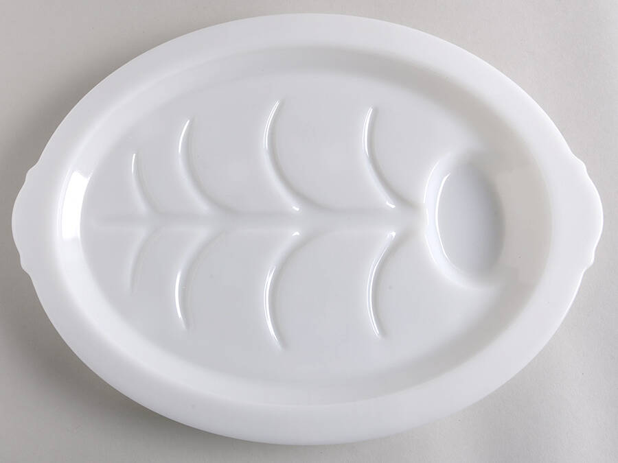 Anchorwhite (Milk White) 14" Oval Platter with Well by Anchor Hocking-1