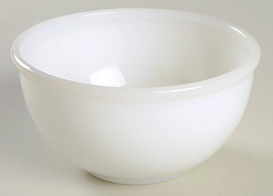Anchorwhite (Milk White) 4" Mixing Bowl by Anchor Hocking-1
