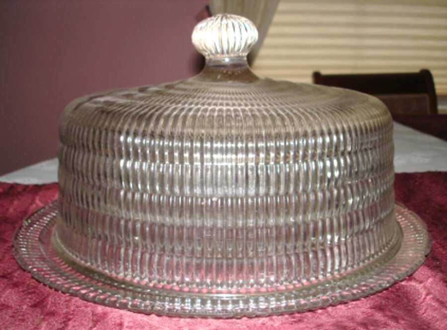 Beehive Clear Cake Plate with Glass Dome by Hazel-Atlas-1