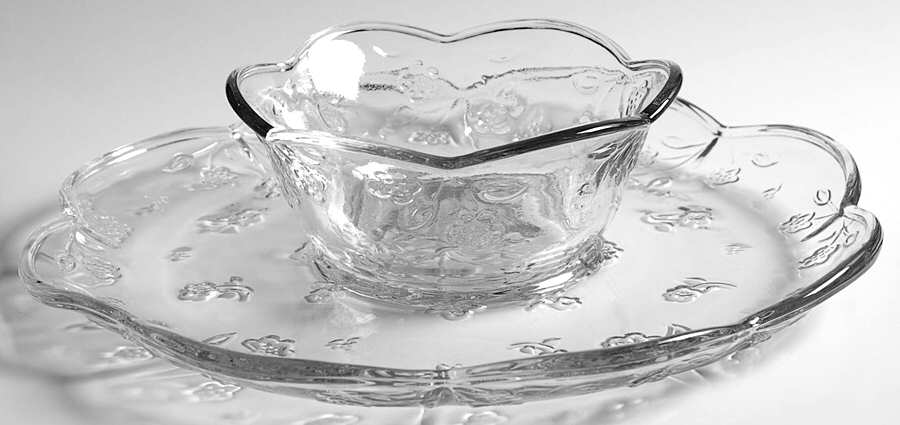 Savannah Clear (2 Piece) Chip & Dip (Chip & Dip Tray & Cereal Bw) by Anchor Hocking-1