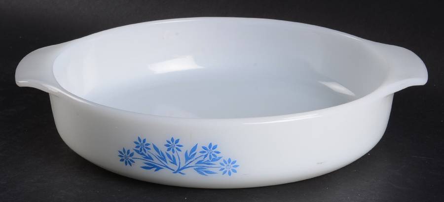 Cornflower 9" Round Cake Pan by Anchor Hocking-1