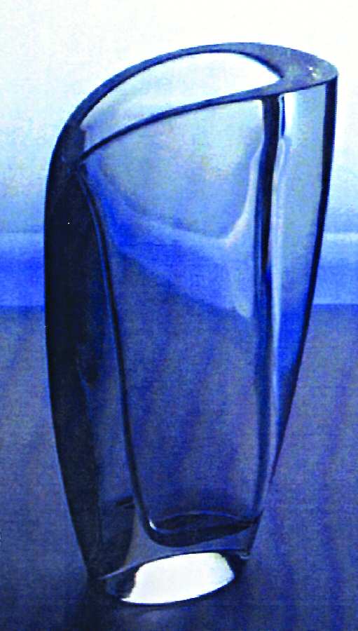Lily 8" Flower Vase by Atlantis-1