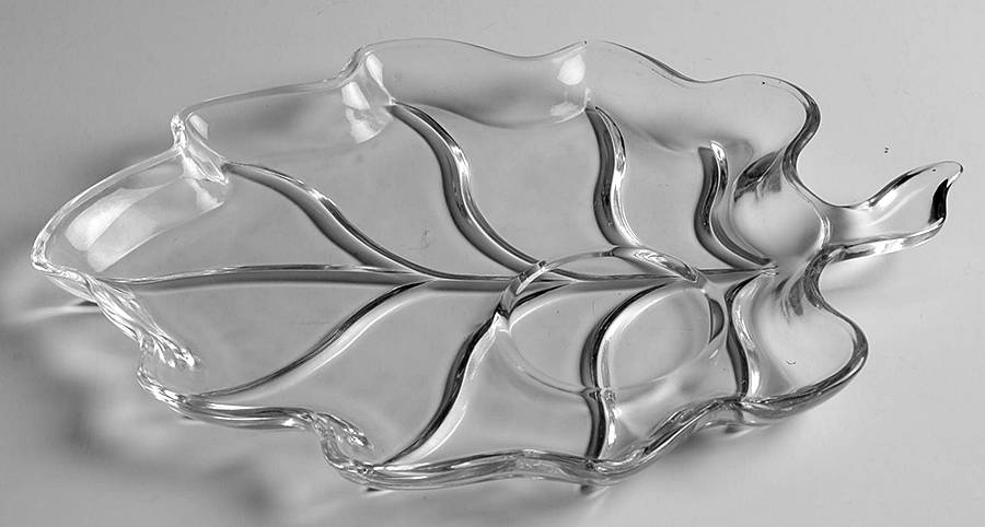 Leaf Snack Plate No Cup by Hazel-Atlas-1
