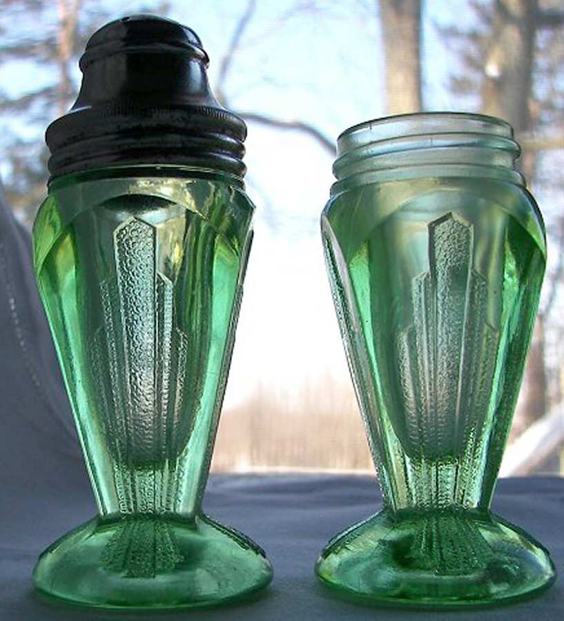 ATC19 Footed Shaker Set & Metal Lids by Hazel-Atlas-1