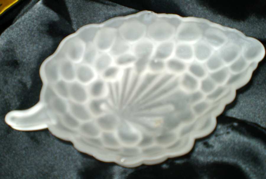 Grape (Various Colors) 7" Grape Cluster Shape Relish by Federal Glass -1