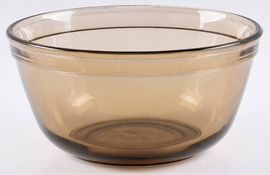 Amber Oven Basics 7" Mixing Bowl by Anchor Hocking-1