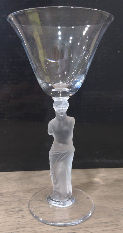 Venus Wine Glass by Bayel-1