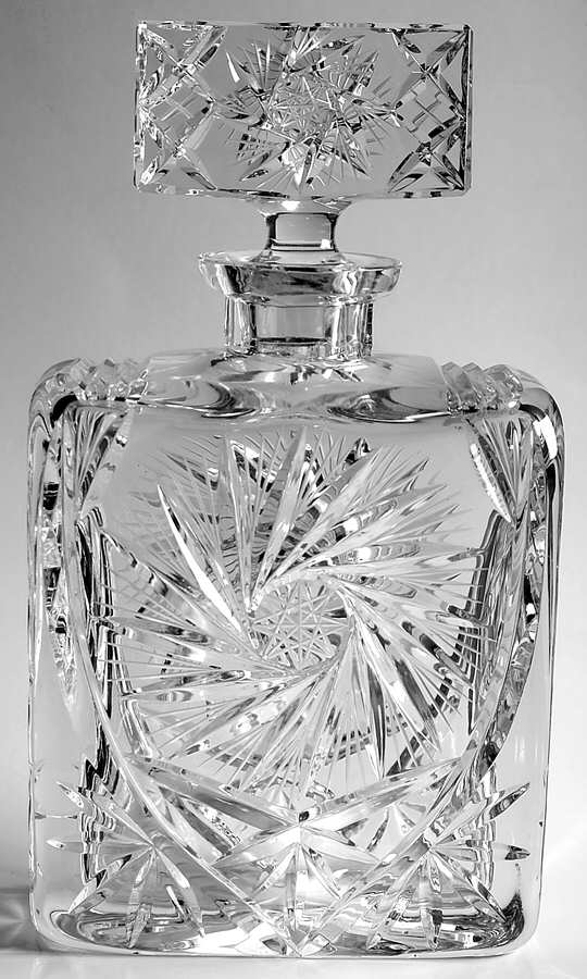 Pinwheel Decanter & Stopper by Bohemia Crystal-1
