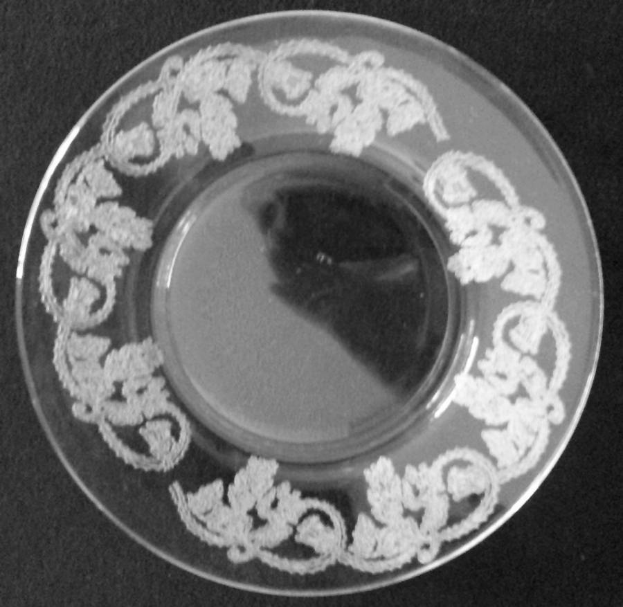 Thistle Luncheon Plate by Bohemia Crystal-1