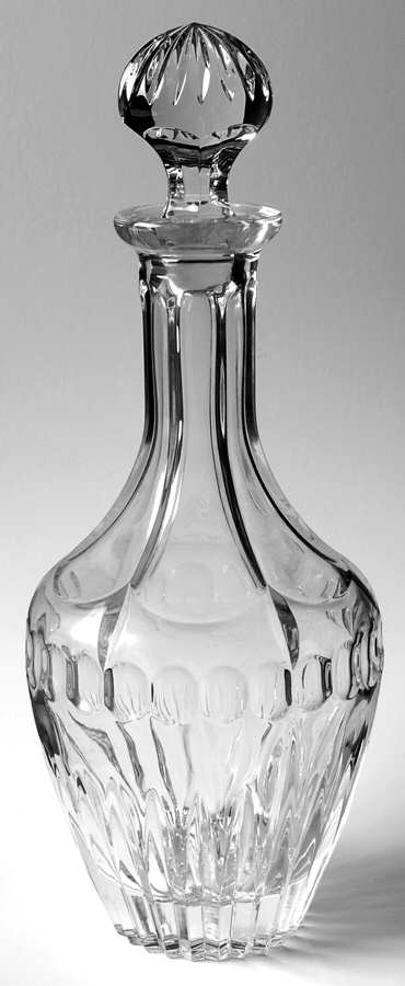 BOC28 Decanter & Stopper by Bohemia Crystal-1