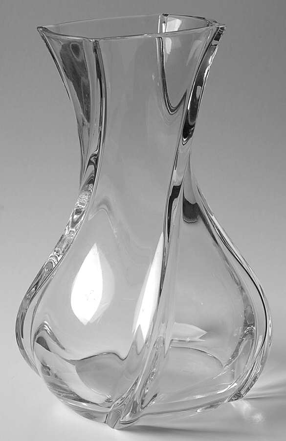 Serpentin 8" Flower Vase by Baccarat-1