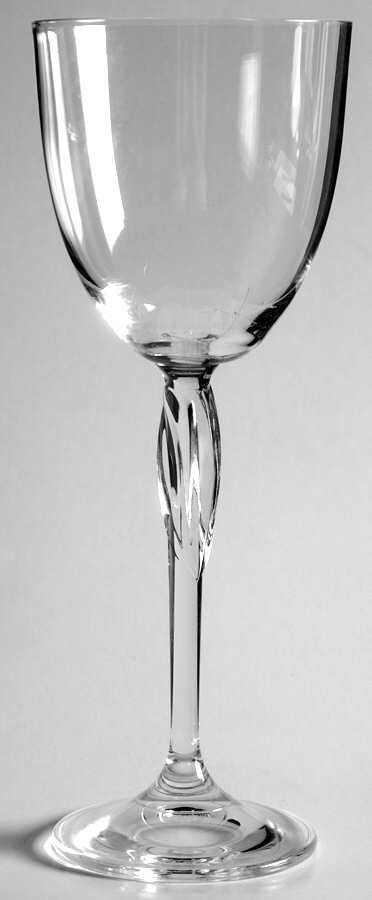 Fleur Wine Glass by Bohemia Crystal-1