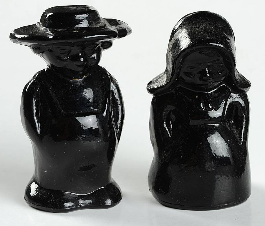 Animals & Figurines Eli & Sarah the Amish Couple by Boyd Crystal-1
