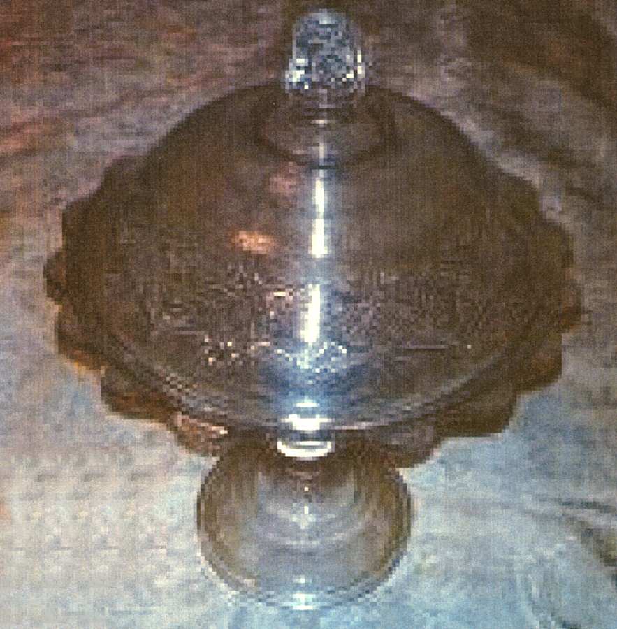 Chain with Star Compote & Lid by Bryce-1