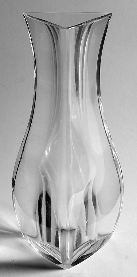 Nina 8" Flower Vase by Baccarat-1