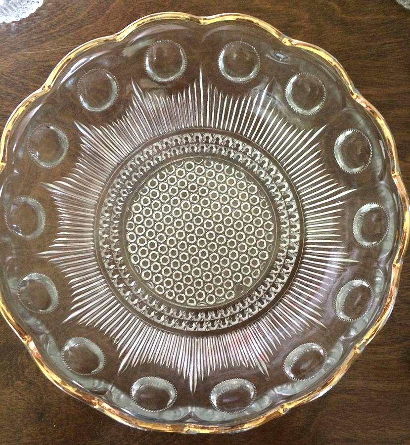 St Genevieve Clear (Gold Trim) 8" Scalloped Bowl by Bartlett Collins-1